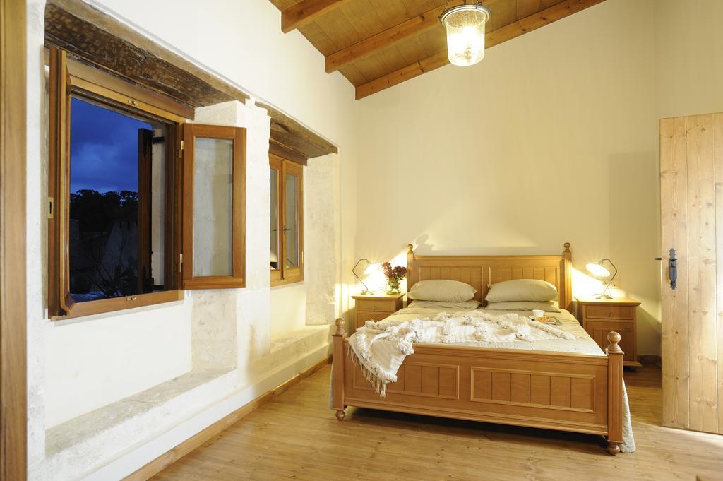 Eco Cottage Vedere With Pool Vederoi Exteriör bild
